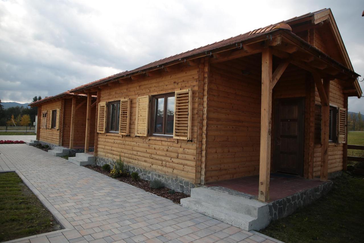 Hotel Szekelyfoeld Fogado Borzont Exterior foto